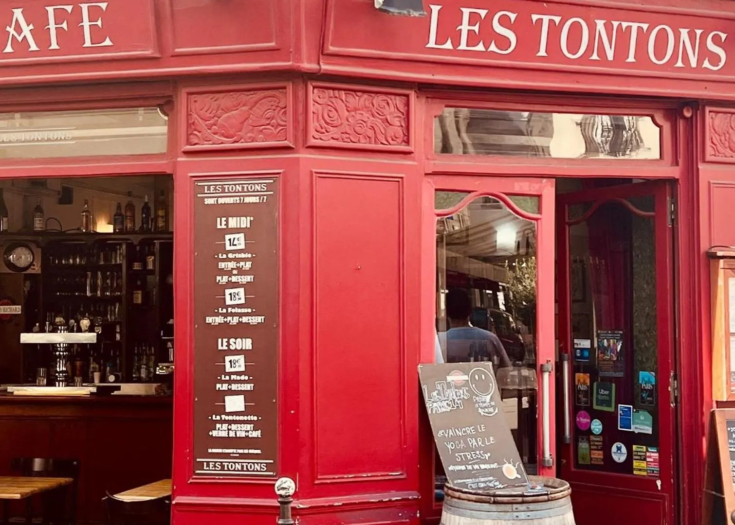 Chic Quartier Montparnasse Paris