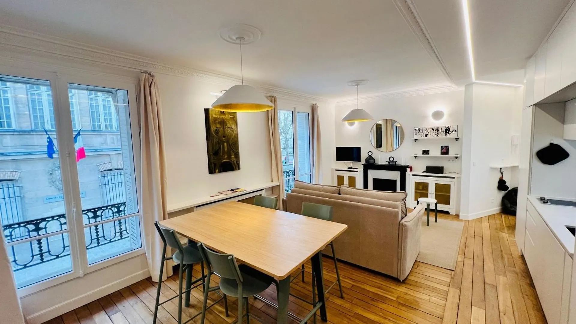 Chic Quartier Montparnasse