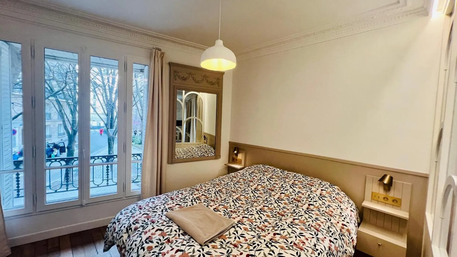 Chic Quartier Montparnasse