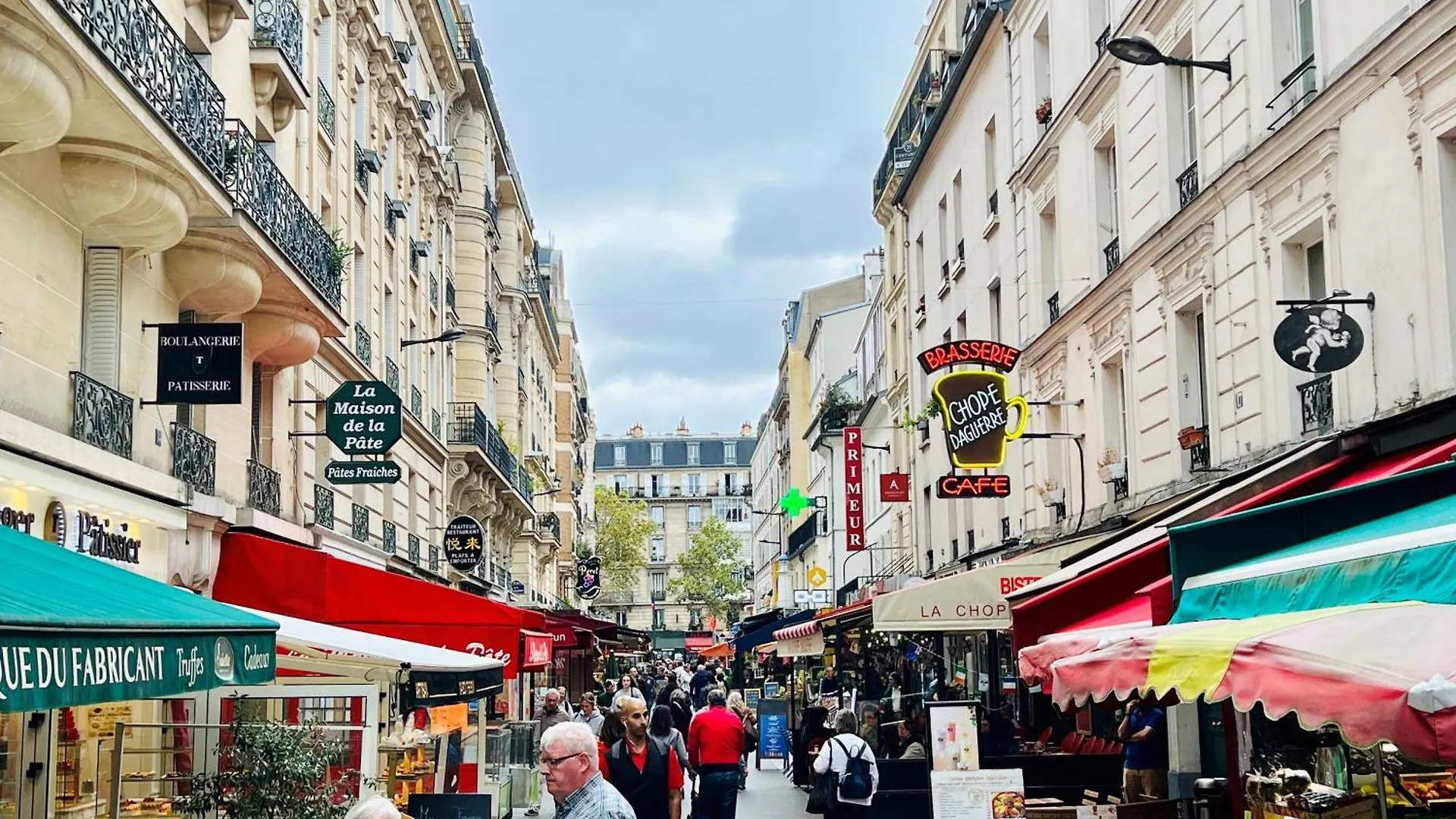 Chic Quartier Montparnasse Paryż