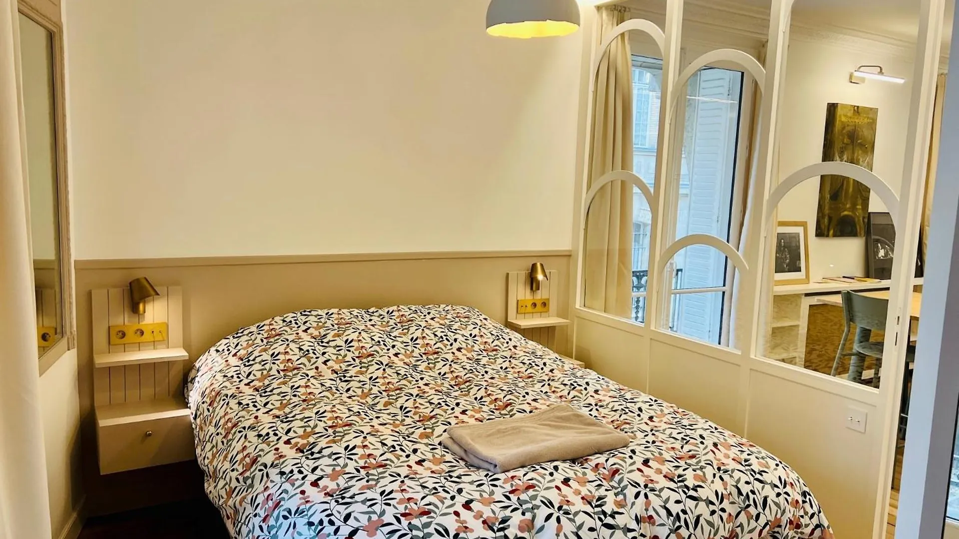 Chic Quartier Montparnasse Apartament
